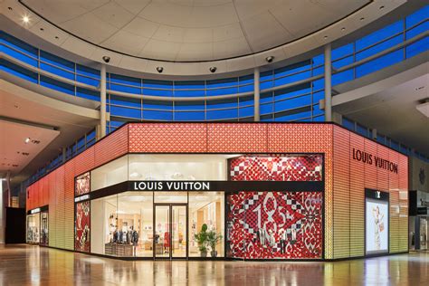 yorkdale louis vuitton|Louis Vuitton yorkdale hours.